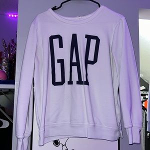 White Gap Sweatshirt. Medium.